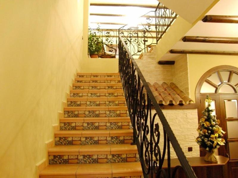 Hotel El Romeral Almaden de la Plata Exterior photo